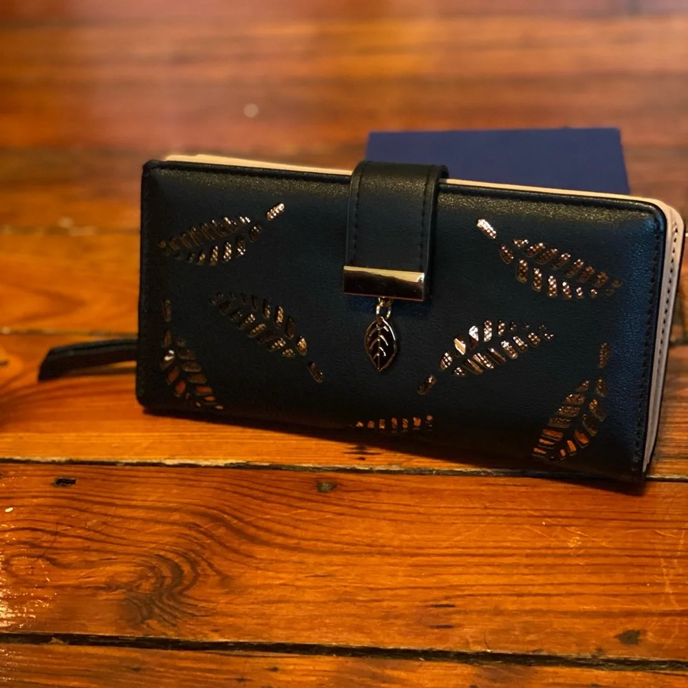 Vegan Leather Black & Gold Wallet Leaf Cut Out Design NWOT